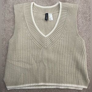 H&M Divided | Beige Knit V-Neck Sweater Vest